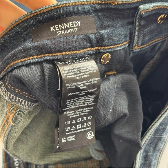 Liverpool Los Angeles Kennedy Straight Jeans, Size 0/25 - Picture 4 of 4